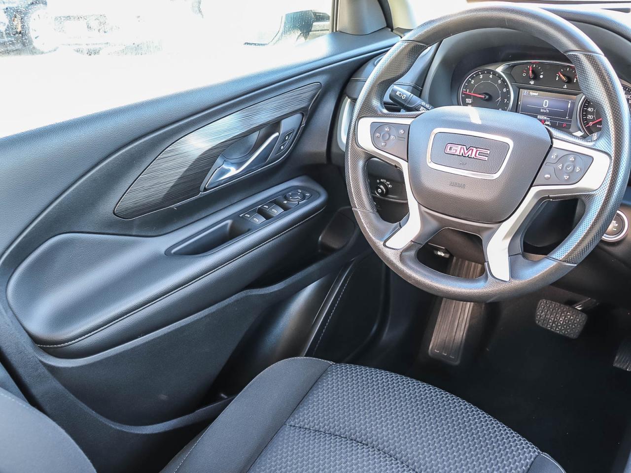 2023 GMC Terrain SLE Photo