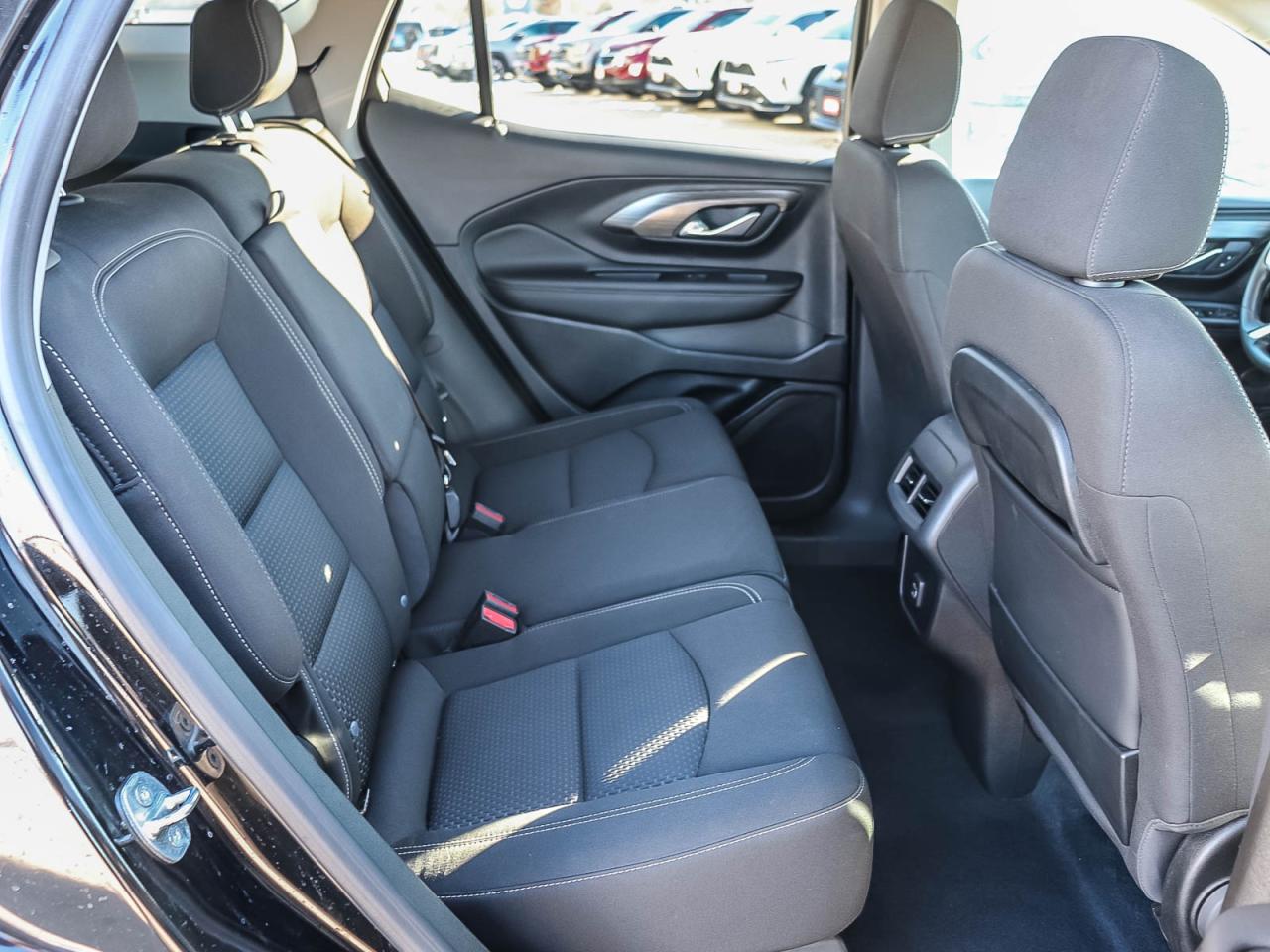 2023 GMC Terrain SLE Photo