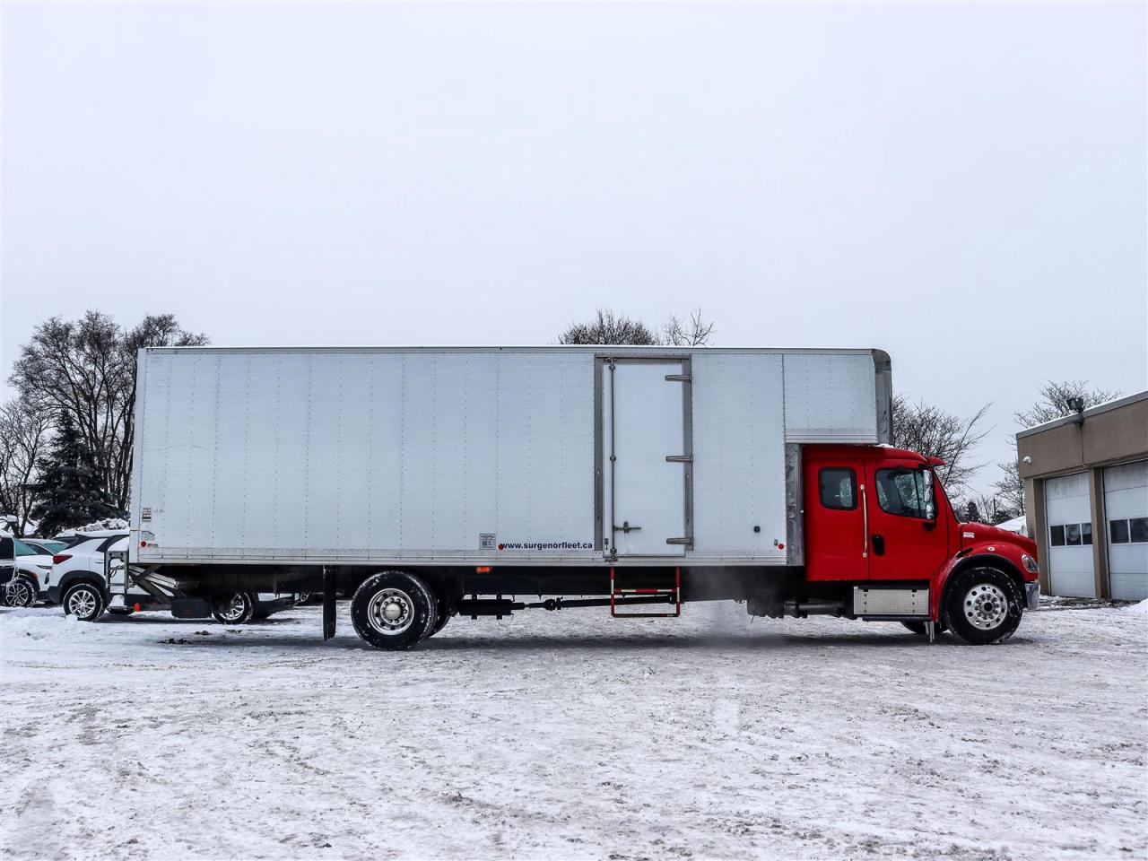 2025 Freightliner M2  Photo