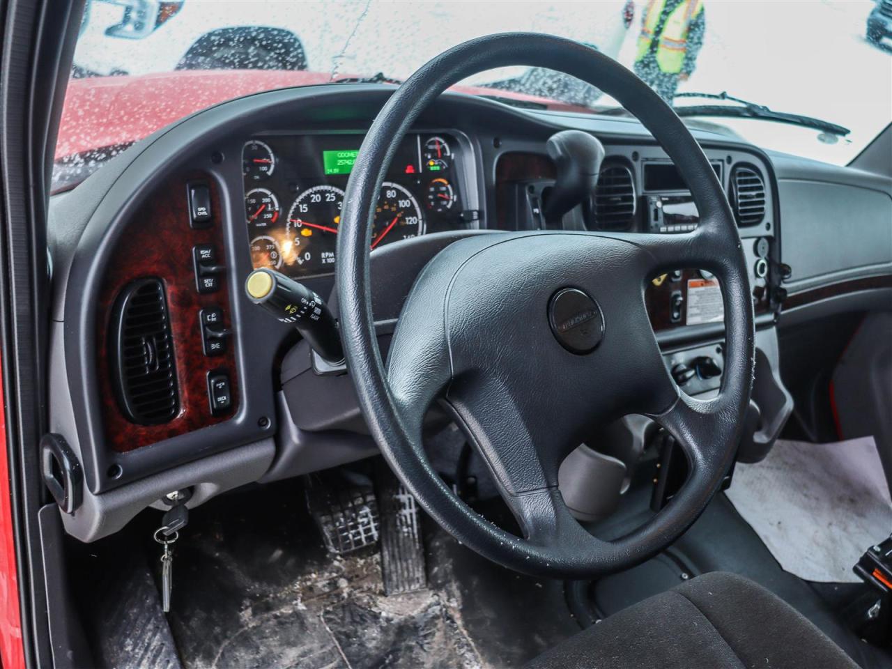 2025 Freightliner M2  Photo