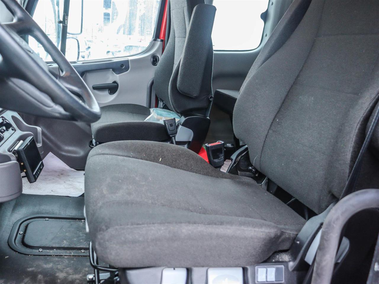 2025 Freightliner M2  Photo