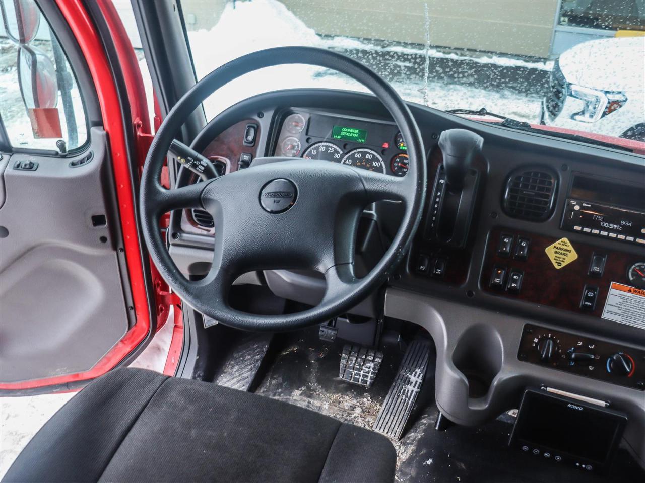 2025 Freightliner M2  Photo