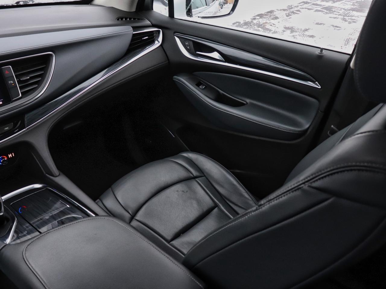 2021 Buick Enclave Essence AWD Photo