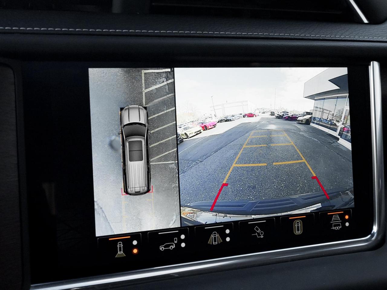 2023 GMC Yukon Denali Ultimate- 22" Wheels | Super Cruise Photo