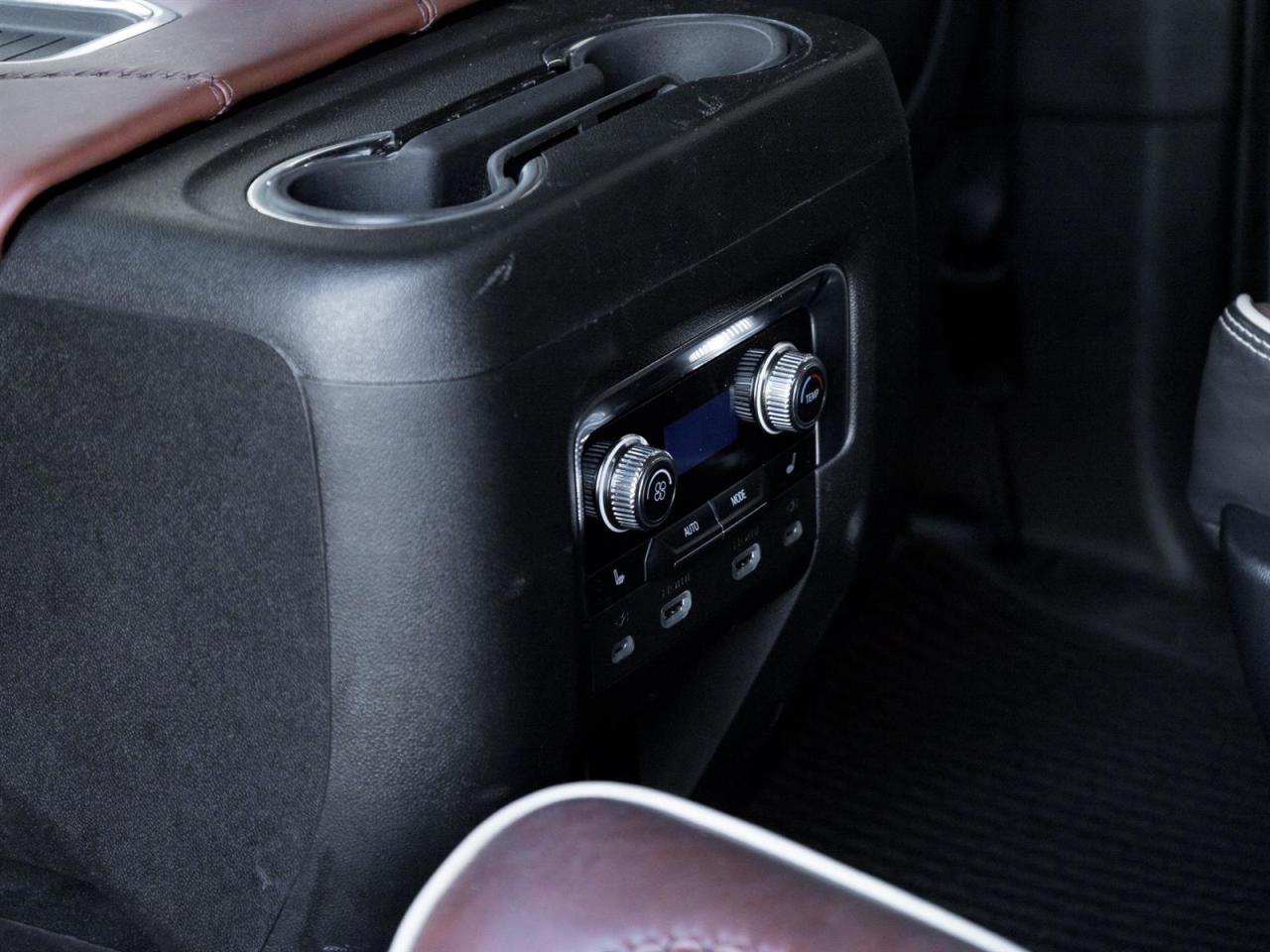 2023 GMC Yukon Denali Ultimate- 22" Wheels | Super Cruise Photo