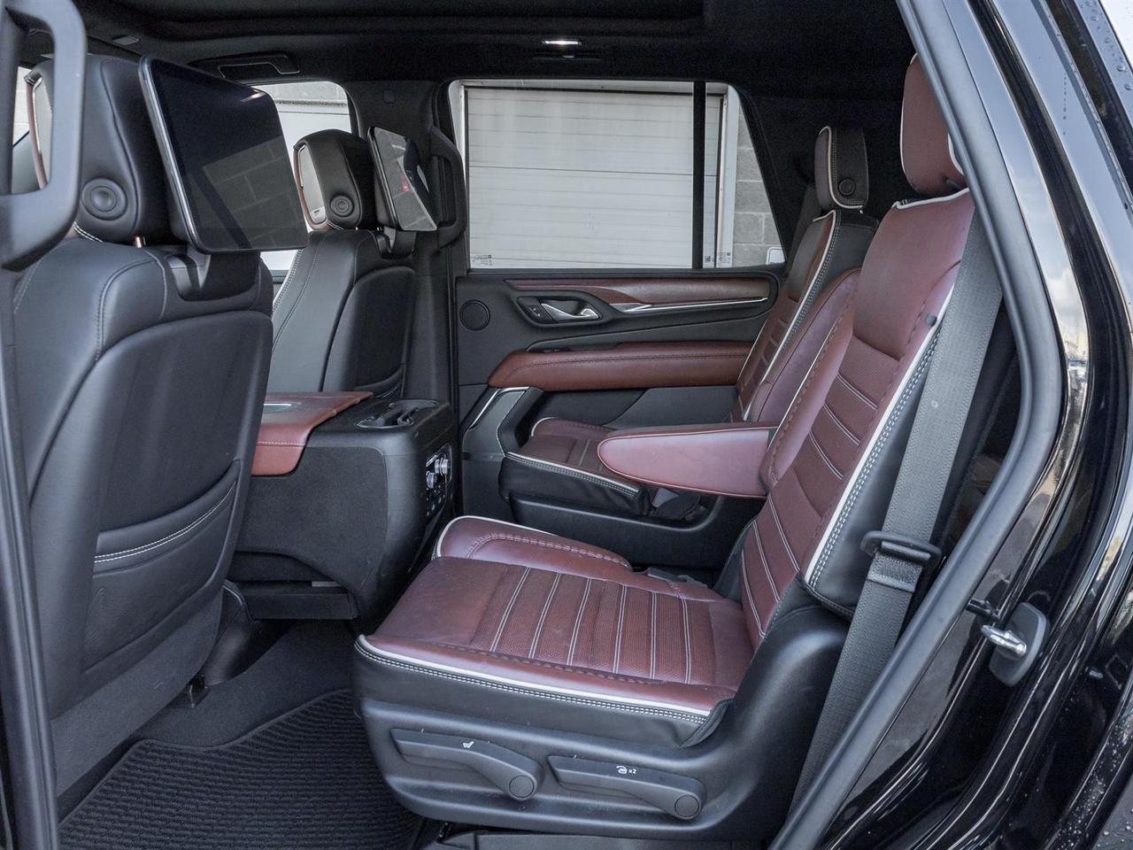 2023 GMC Yukon Denali Ultimate- 22" Wheels | Super Cruise Photo