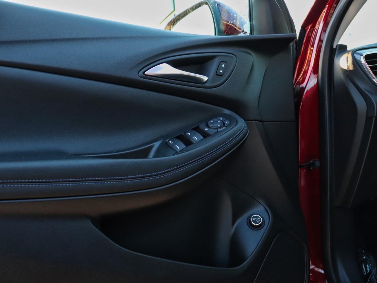 2025 Buick Encore GX Sport Touring AWD Photo