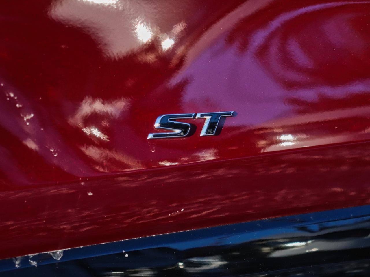 2025 Buick Encore GX Sport Touring AWD Photo