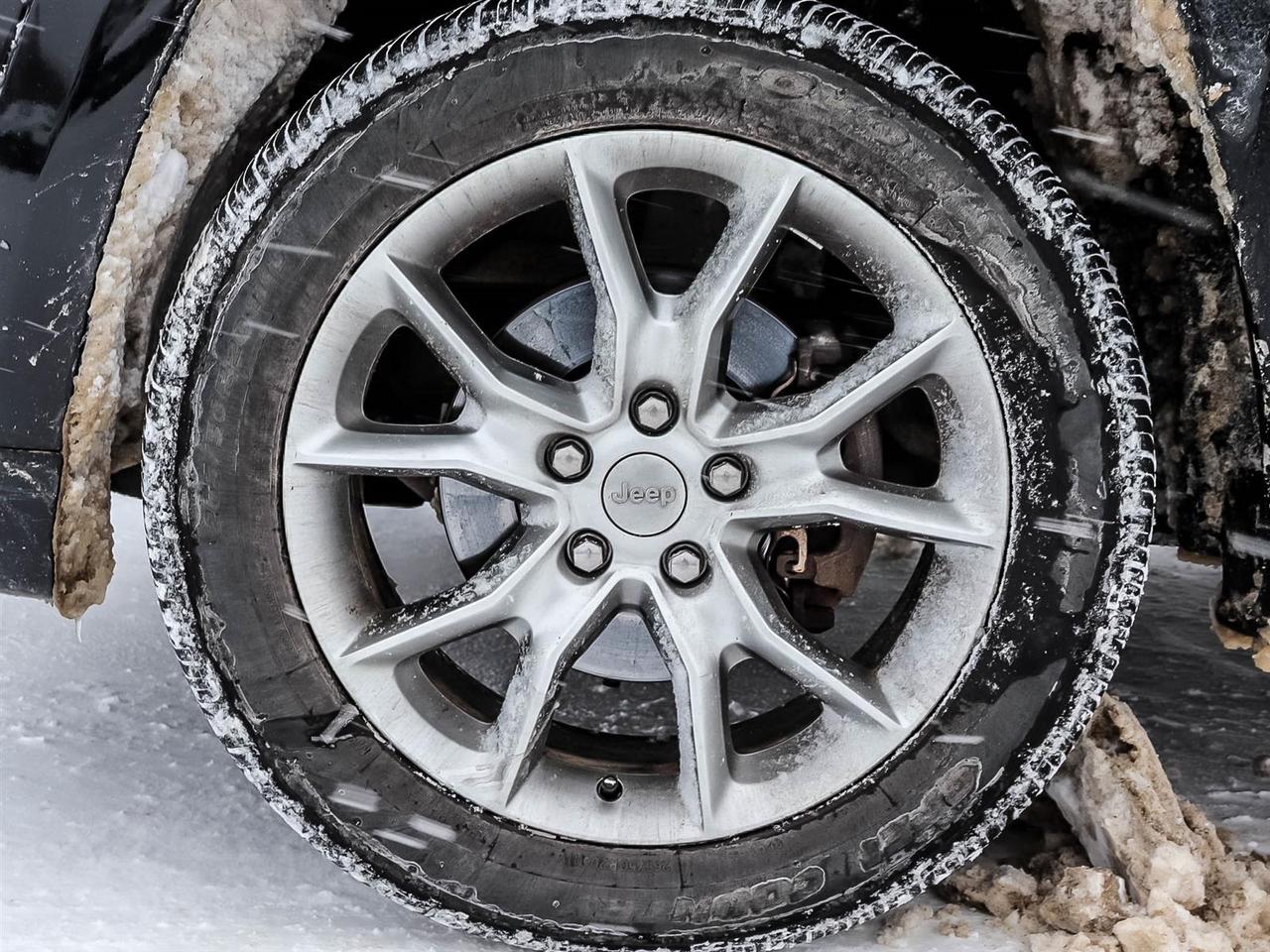 2016 Jeep Grand Cherokee Summit Photo