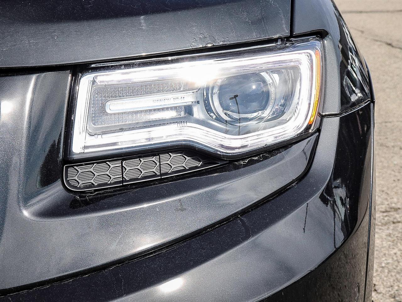 2016 Jeep Grand Cherokee Summit Photo