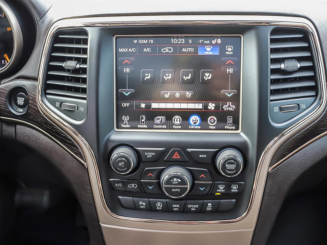 2016 Jeep Grand Cherokee Summit Photo