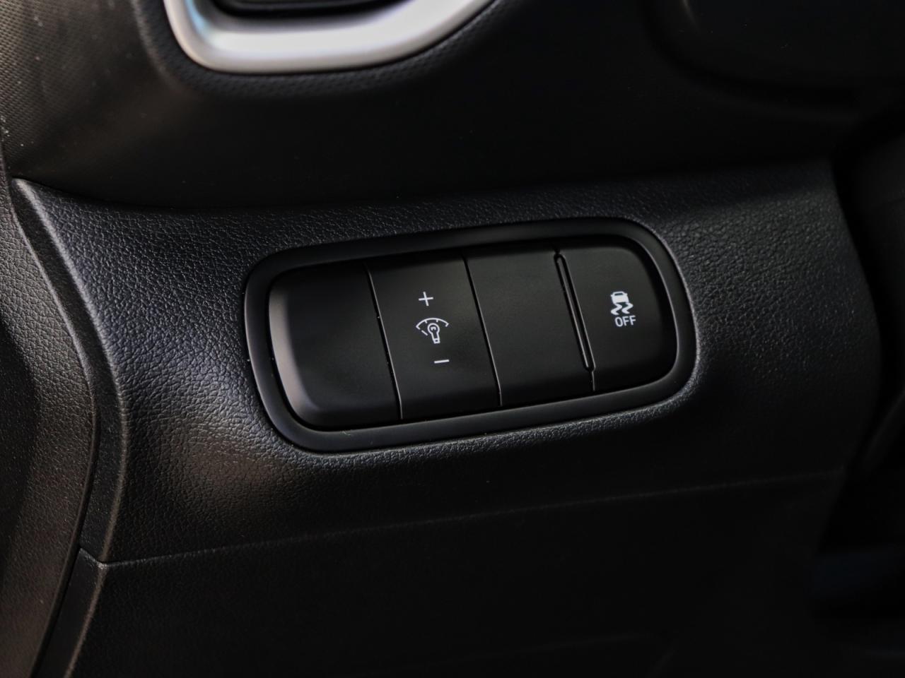 2025 Hyundai Venue Preferred - | Carplay | Remote Start | 3.99% Finance Available Photo