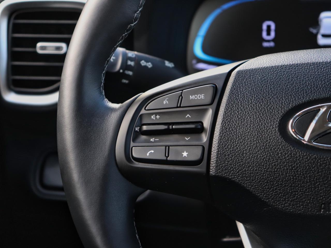 2025 Hyundai Venue Preferred - | Carplay | Remote Start | 3.99% Finance Available Photo