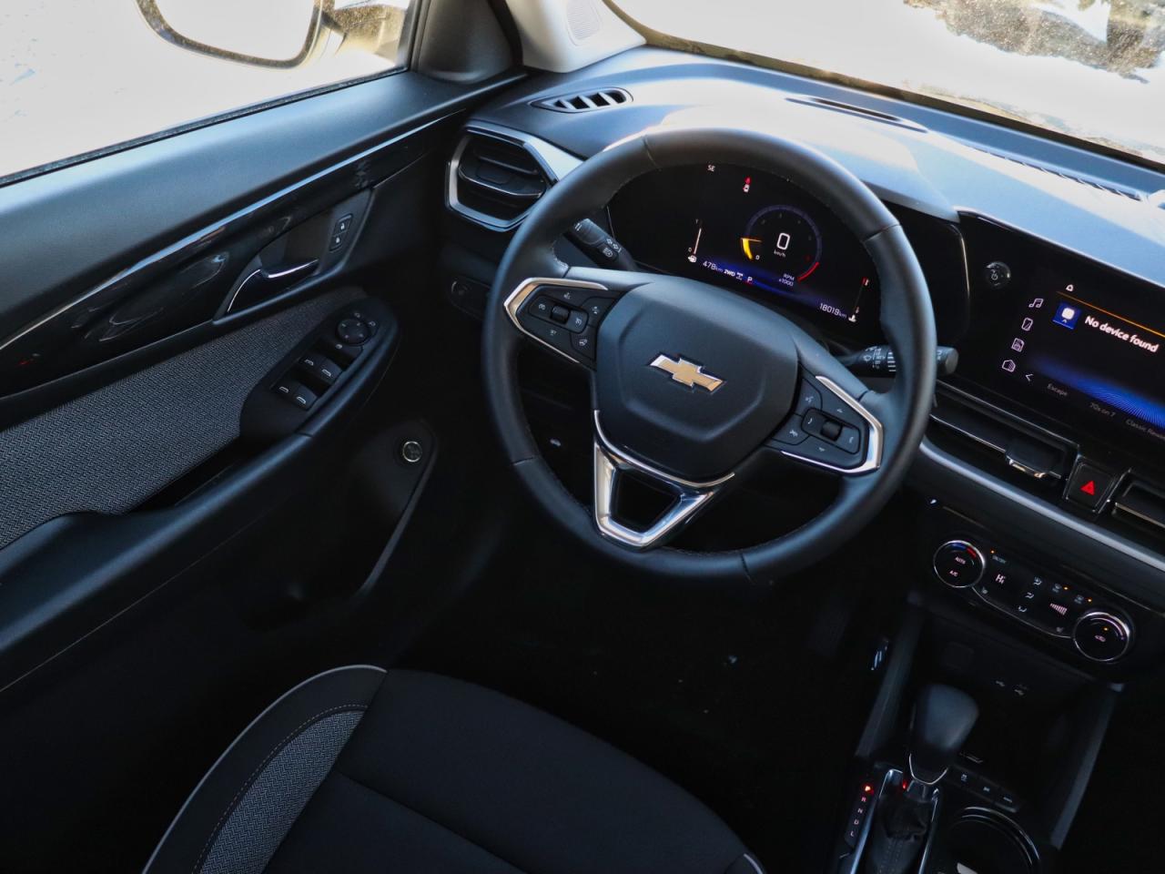 2025 Chevrolet TrailBlazer LT AWD Photo