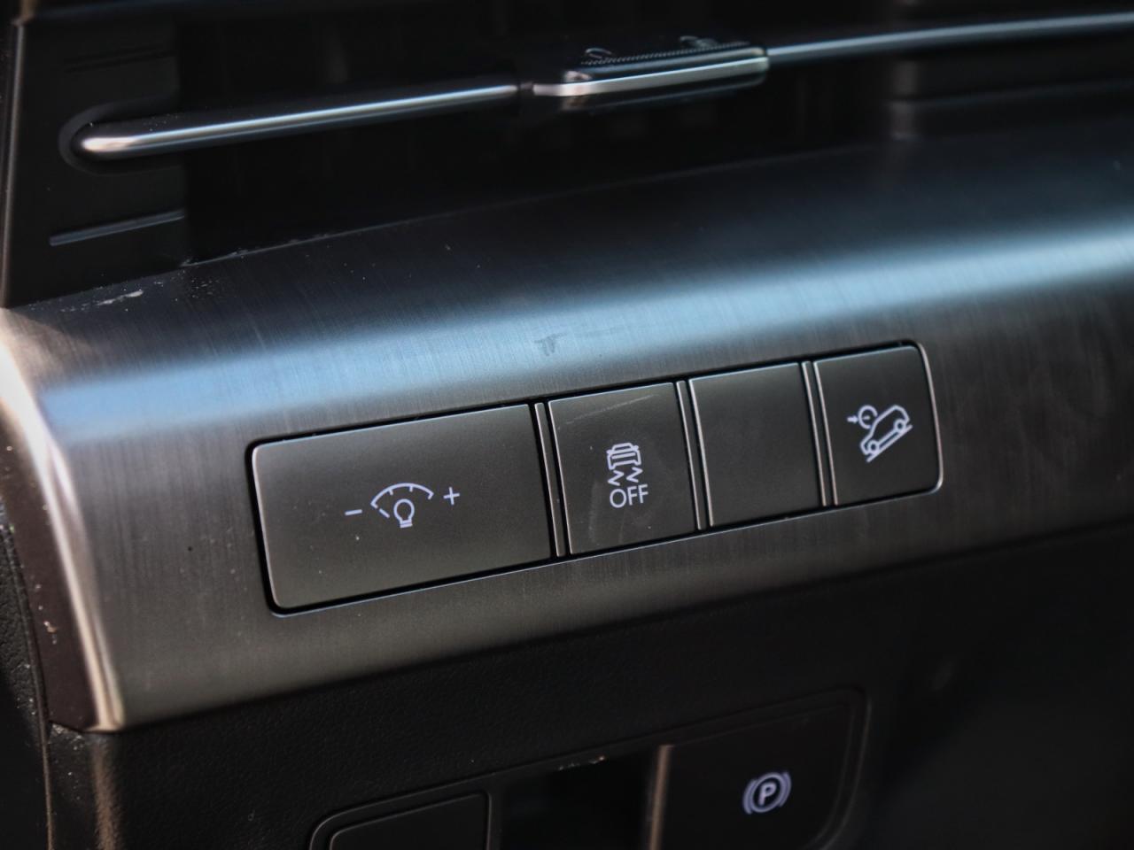 2025 Hyundai KONA TREND - LEATHER | SUNROOF | 3.99% FINANCE AVAILABLE Photo