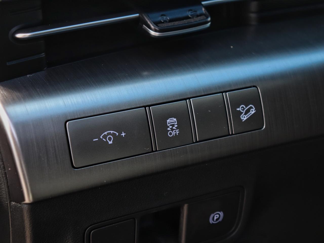 2025 Hyundai KONA TREND - LEATHER | SUNROOF | 3.99% FINANCE AVAILABLE Photo