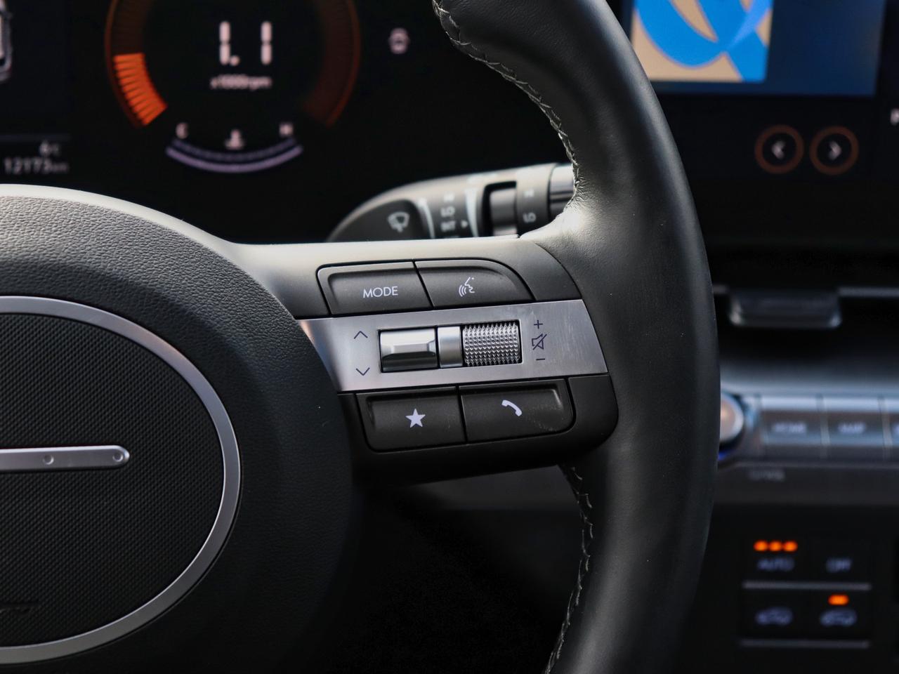 2025 Hyundai KONA TREND - LEATHER | SUNROOF | 3.99% FINANCE AVAILABLE Photo