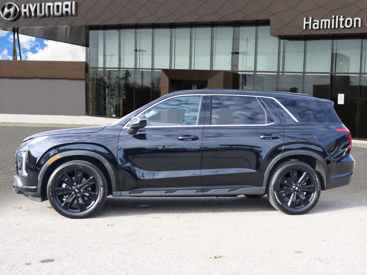 2025 Hyundai PALISADE Urban - Demo Unit | 4.99% Finance Available Photo