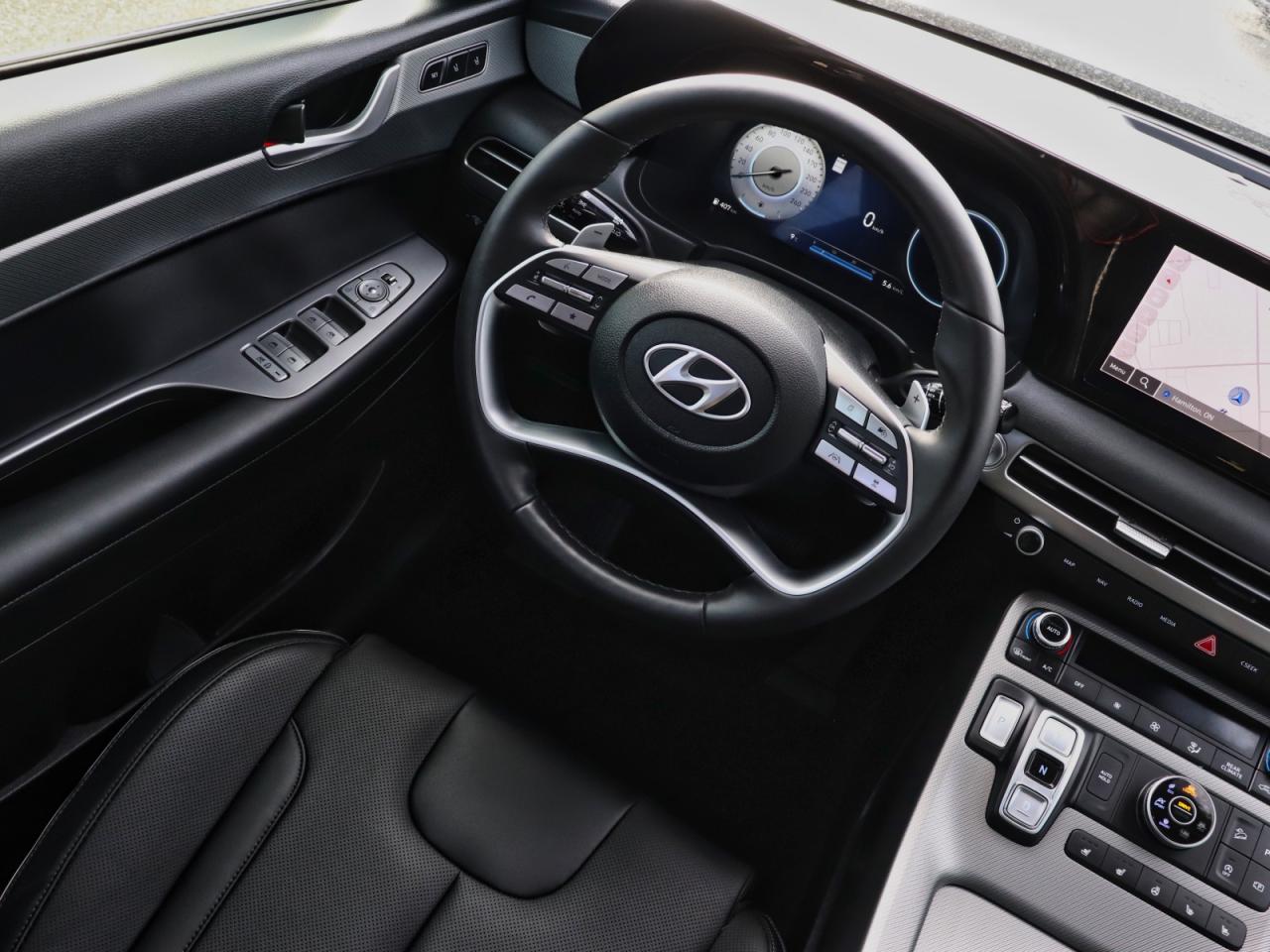 2025 Hyundai PALISADE Urban - Demo Unit | 4.99% Finance Available Photo