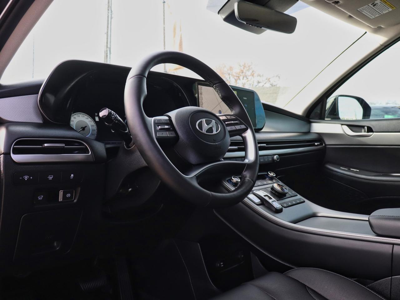 2025 Hyundai PALISADE Urban - Demo Unit | 4.99% Finance Available Photo