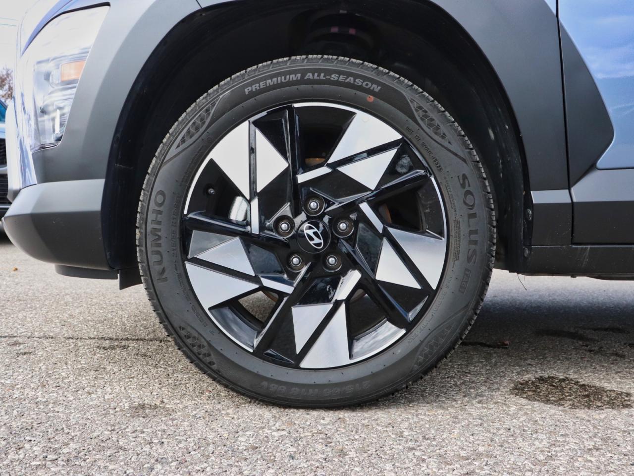 2025 Hyundai KONA TREND - LEATHER | SUNROOF | 3.99% FINANCE AVAILABLE Photo