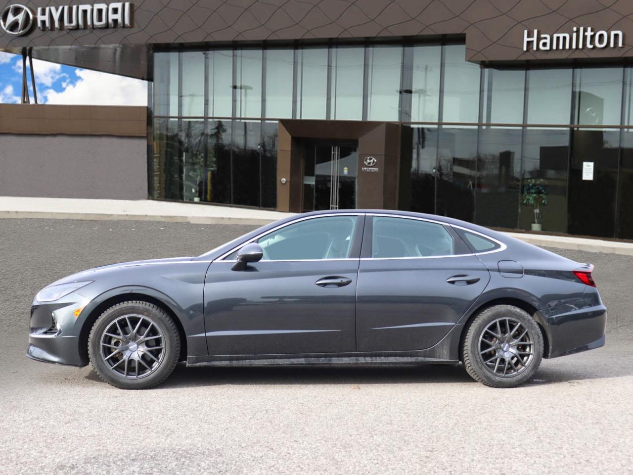 2022 Hyundai Sonata PREFERRED Photo4