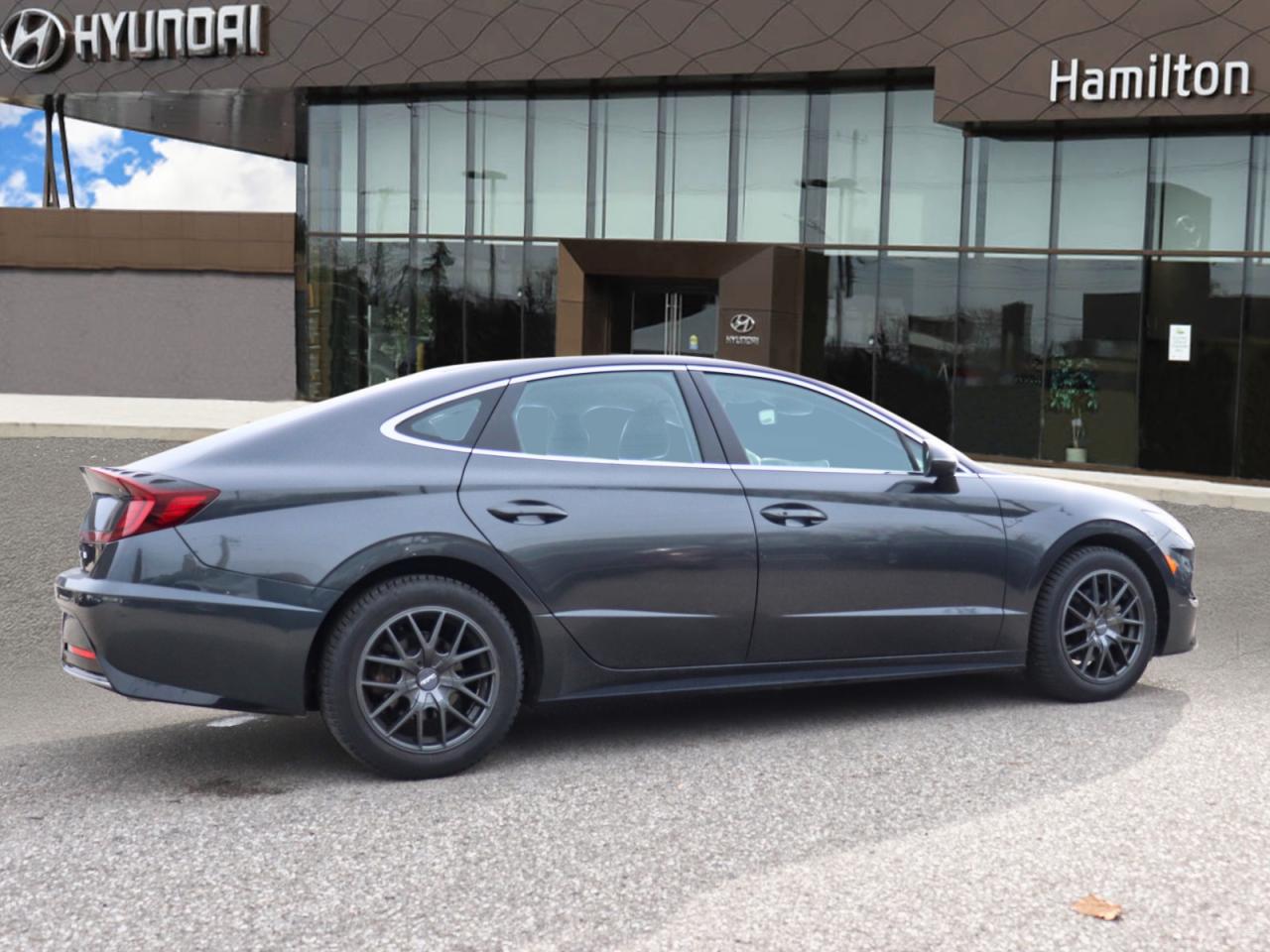 2022 Hyundai Sonata PREFERRED Photo