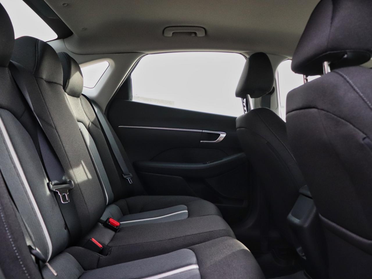 2022 Hyundai Sonata PREFERRED Photo