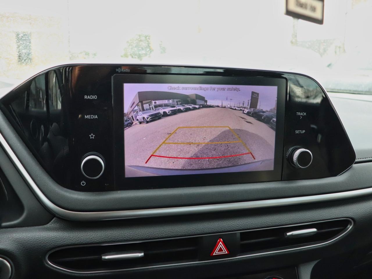 2022 Hyundai Sonata PREFERRED Photo