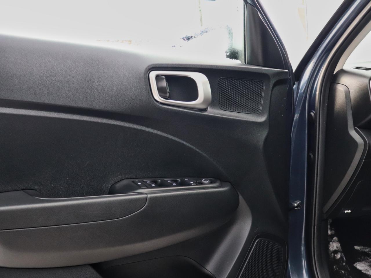 2025 Hyundai Venue Preferred - Heated Seats | Carplay | Remote Start Photo