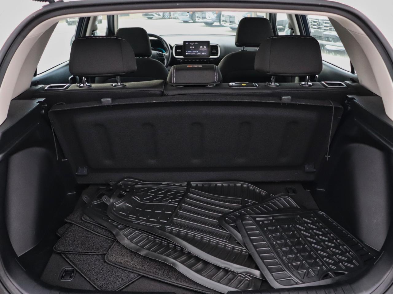 2025 Hyundai Venue Preferred - Heated Seats | Carplay | Remote Start Photo