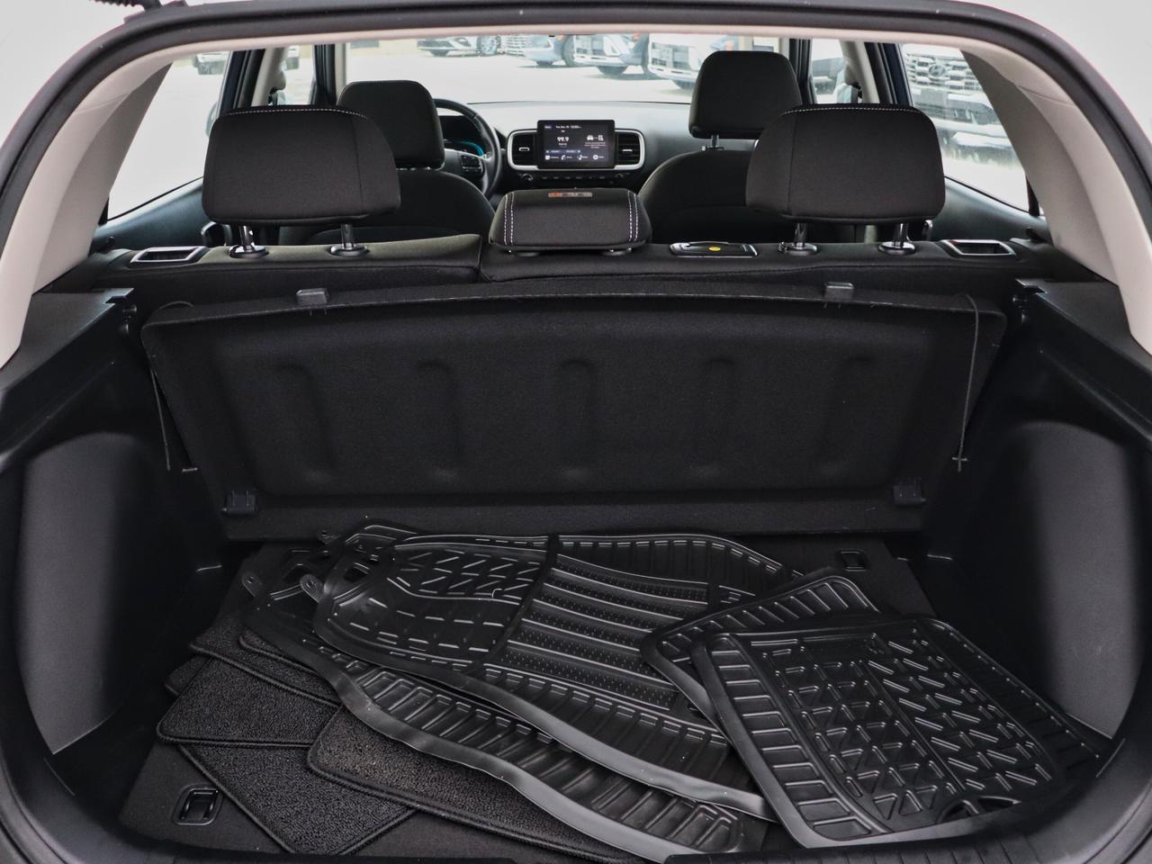 2025 Hyundai Venue Preferred - Heated Seats | Carplay | Remote Start Photo