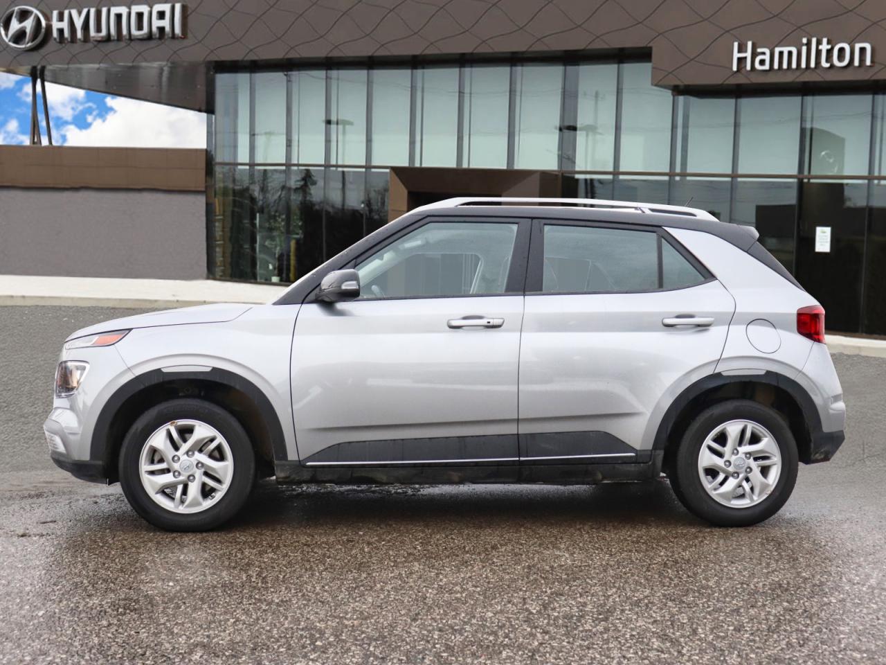 2025 Hyundai Venue Preferred - Heated Seats | Carplay | Remote Start Photo4