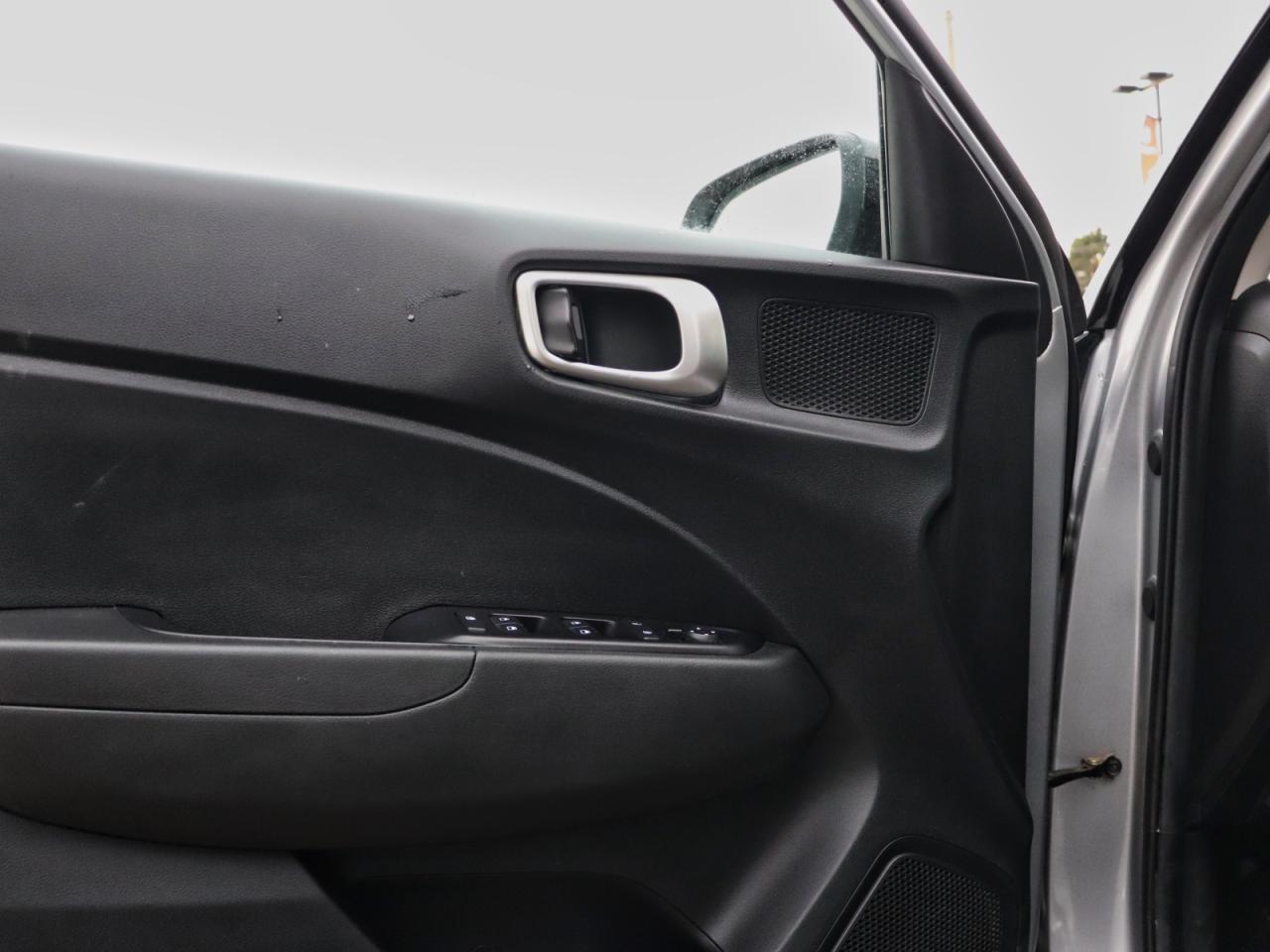 2025 Hyundai Venue Preferred - Heated Seats | Carplay | Remote Start Photo