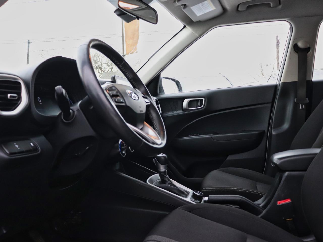 2025 Hyundai Venue Preferred - Heated Seats | Carplay | Remote Start Photo