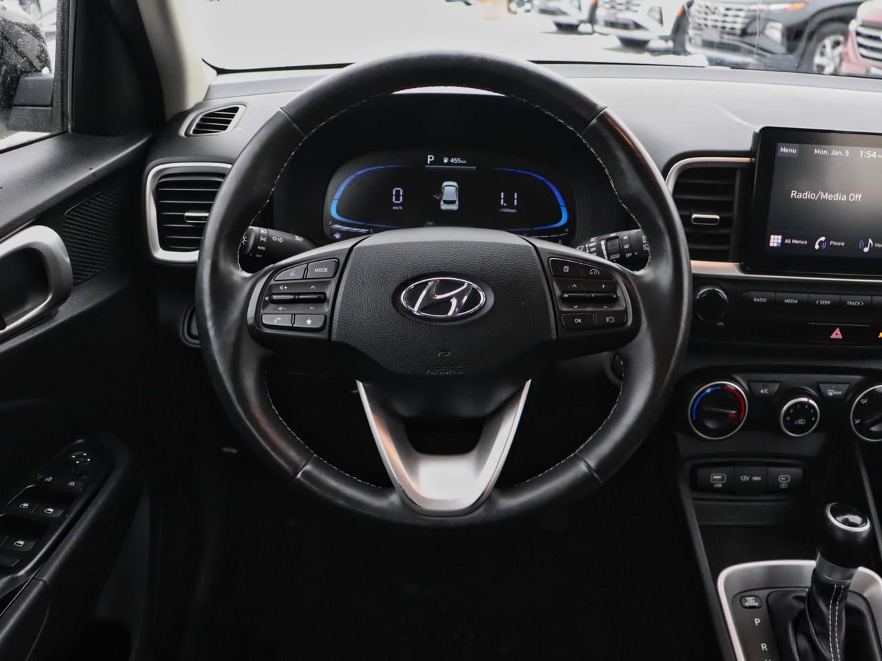 2025 Hyundai Venue Preferred - Heated Seats | Carplay | Remote Start Photo