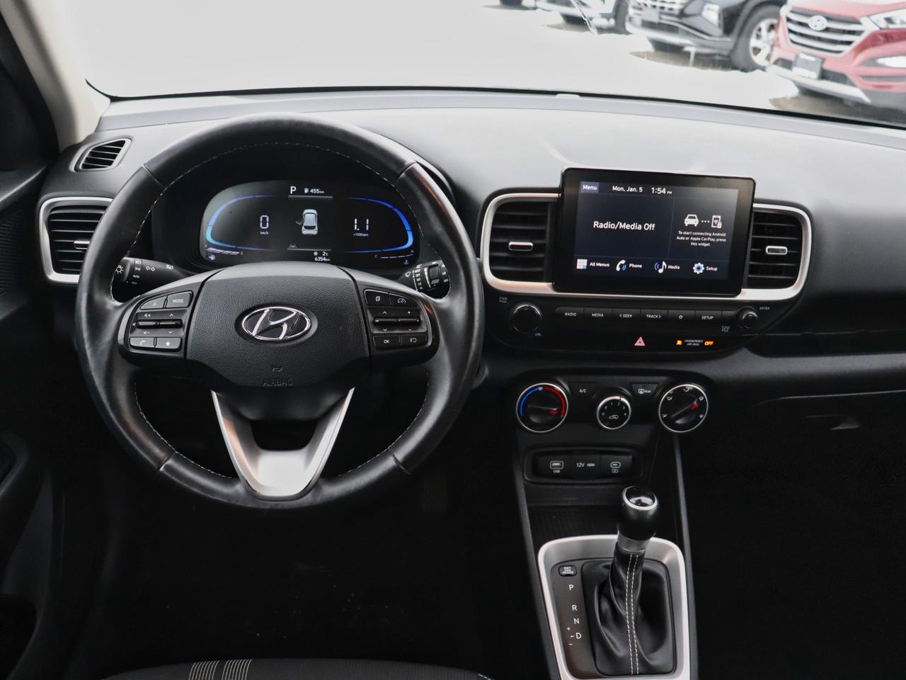2025 Hyundai Venue Preferred - Heated Seats | Carplay | Remote Start Photo