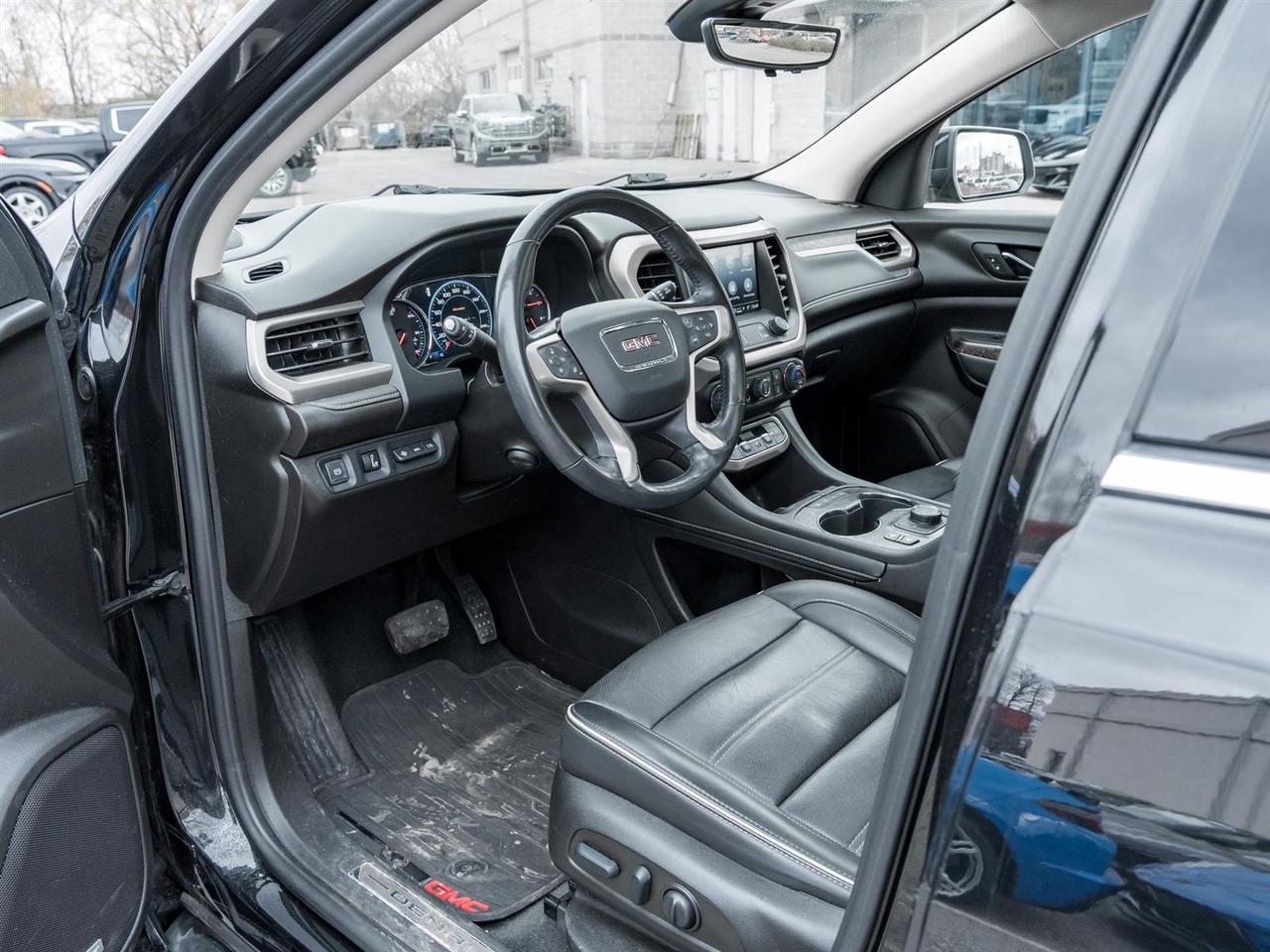 2022 GMC Acadia Denali Black Edition AWD- Photo