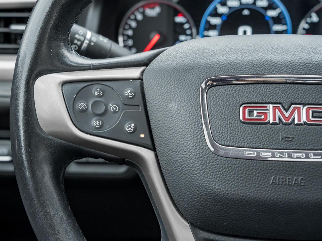 2022 GMC Acadia Denali Black Edition AWD- Photo