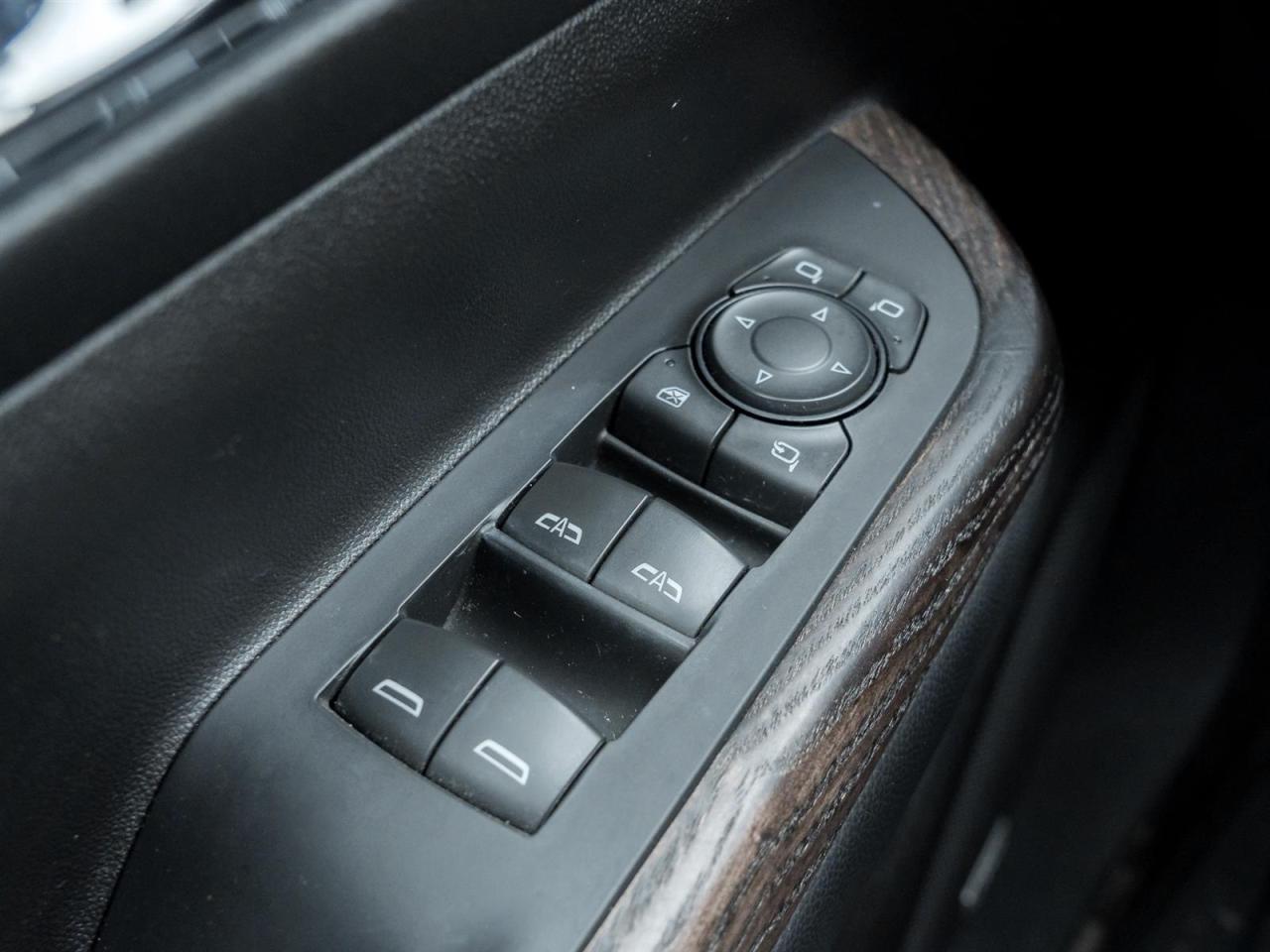 2022 GMC Acadia Denali Black Edition AWD- Photo