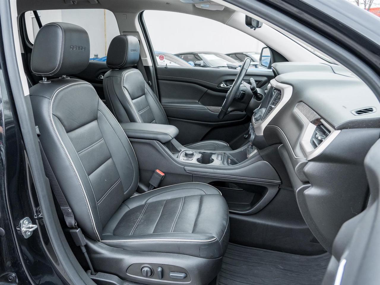 2022 GMC Acadia Denali Black Edition AWD- Photo