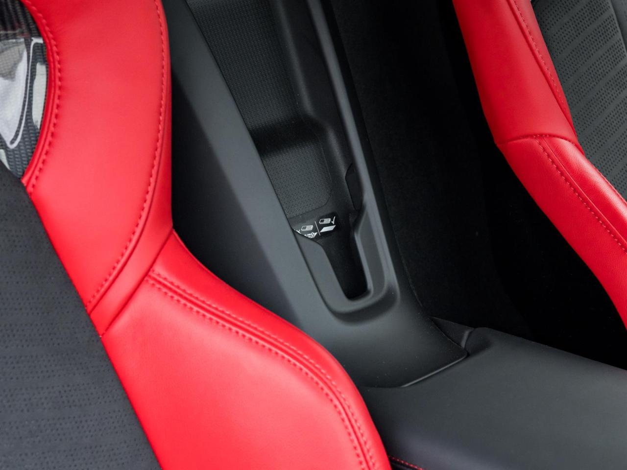 2024 Chevrolet Corvette Z06 3LZ-Z07 Package | Front Lift | Two-Toned Seats Photo