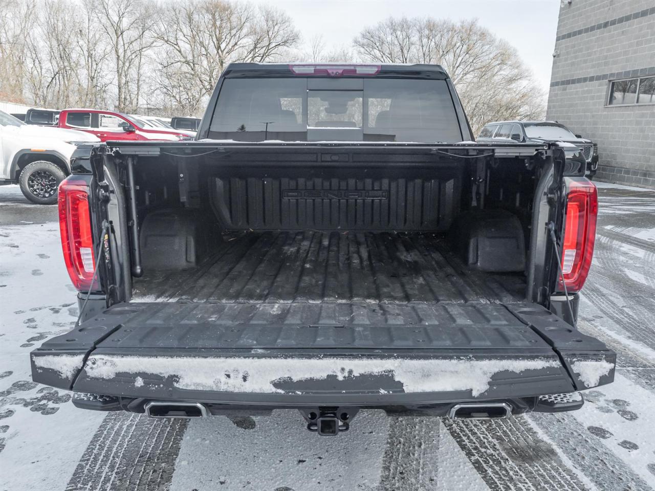 2023 GMC Sierra 1500 Denali Ultimate- 22 Inch Wheels | Surround Vision Photo