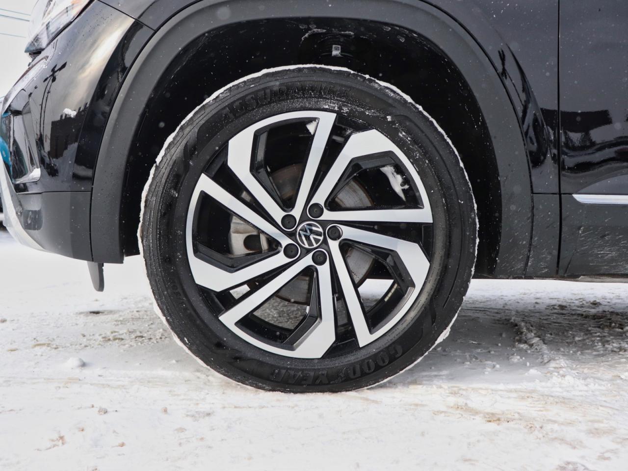 2023 Volkswagen Atlas HIGHLINE Photo