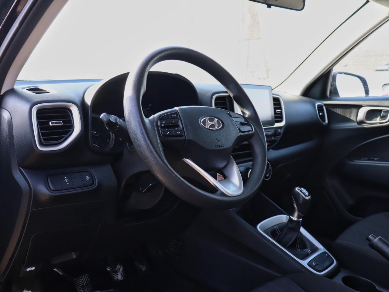 2022 Hyundai Venue Essential - 6sp Manual | Cloth | Heated Seats Photo