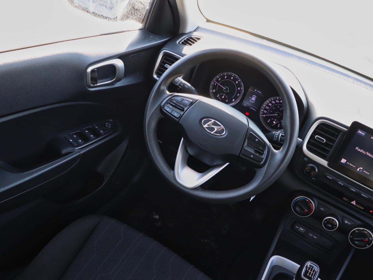 2022 Hyundai Venue Essential - 6sp Manual | Cloth | Heated Seats Photo