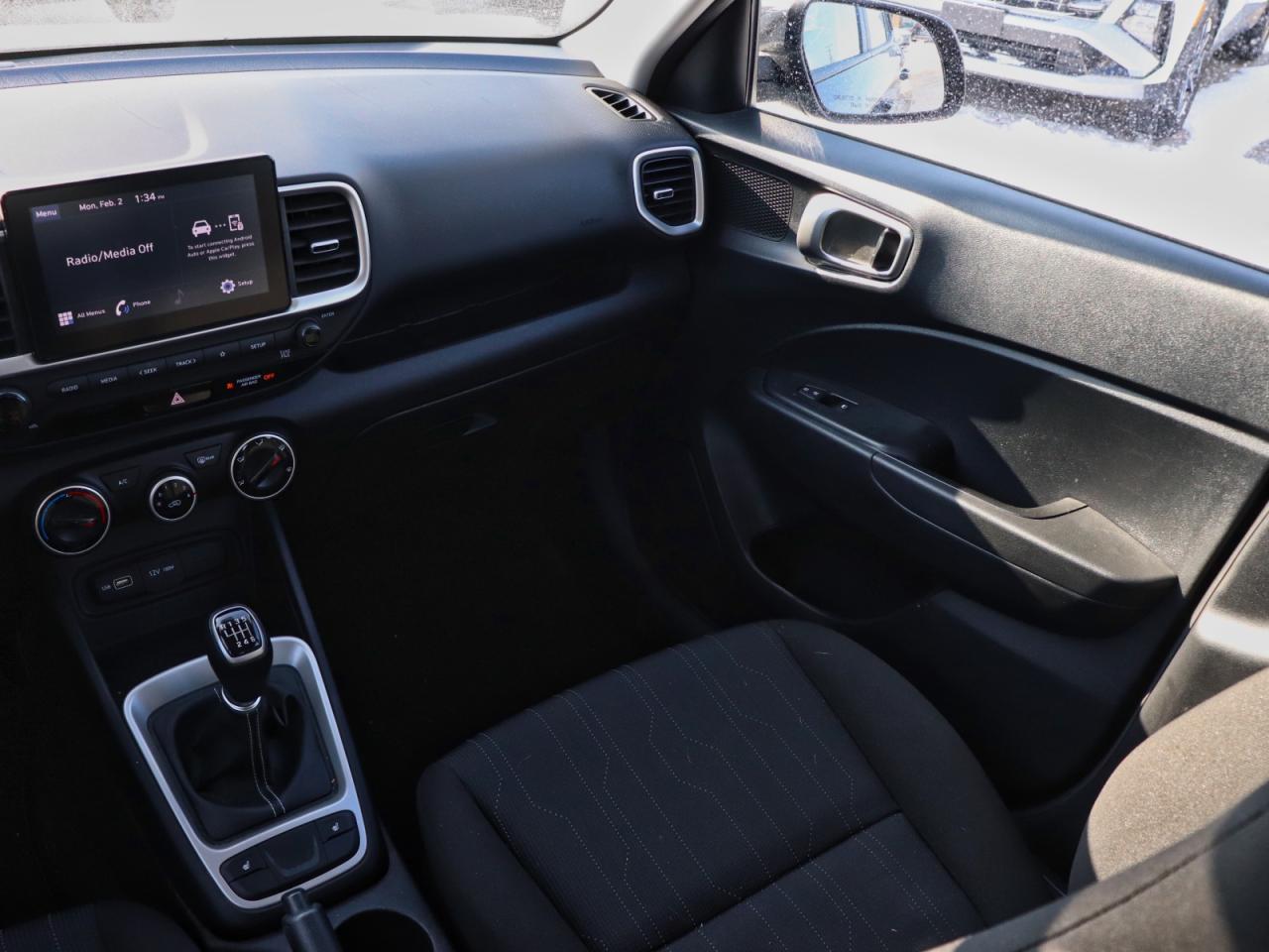 2022 Hyundai Venue Essential - 6sp Manual | Cloth | Heated Seats Photo