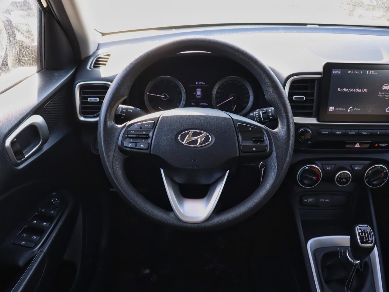 2022 Hyundai Venue Essential - 6sp Manual | Cloth | Heated Seats Photo