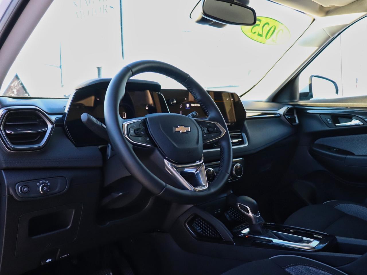 2025 Chevrolet TrailBlazer LT AWD Photo