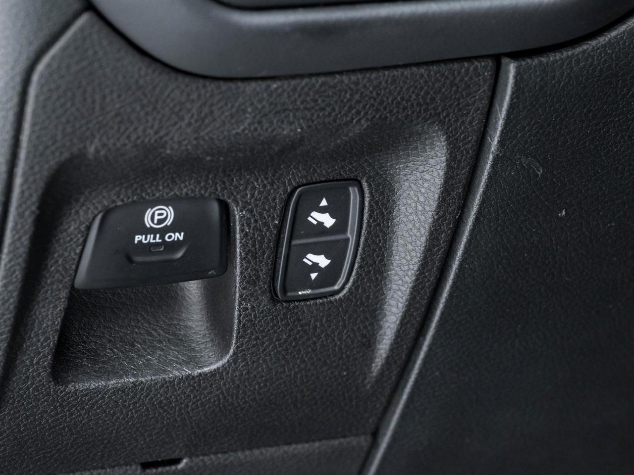 2022 RAM 1500 Limited Red Edition- Tonneau Cover | Power Steps Photo